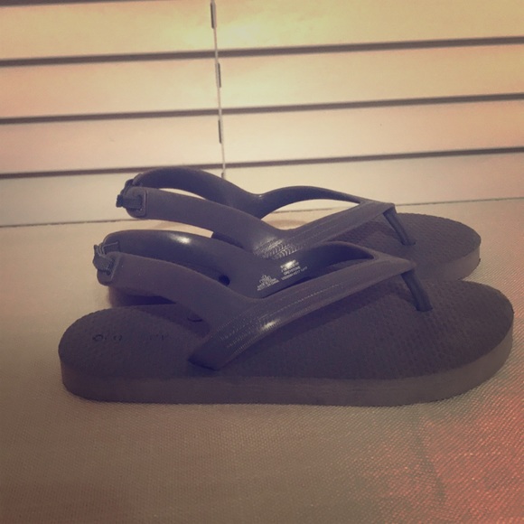 Flip flops - Picture 1 of 2